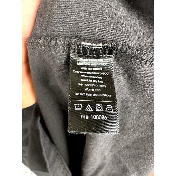 Sean John Embroidered Graphic Shirt Y2K Style Black White Gray Mens 2XL XXL 2010 - Picture 7 of 9